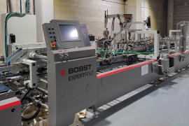 Plegadora-encoladora BOBST